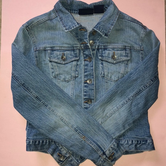 Route 66 Jackets & Blazers - 🔹2 for $20🔹🎉HP🎉Women’s Button-Up Denim Jacket